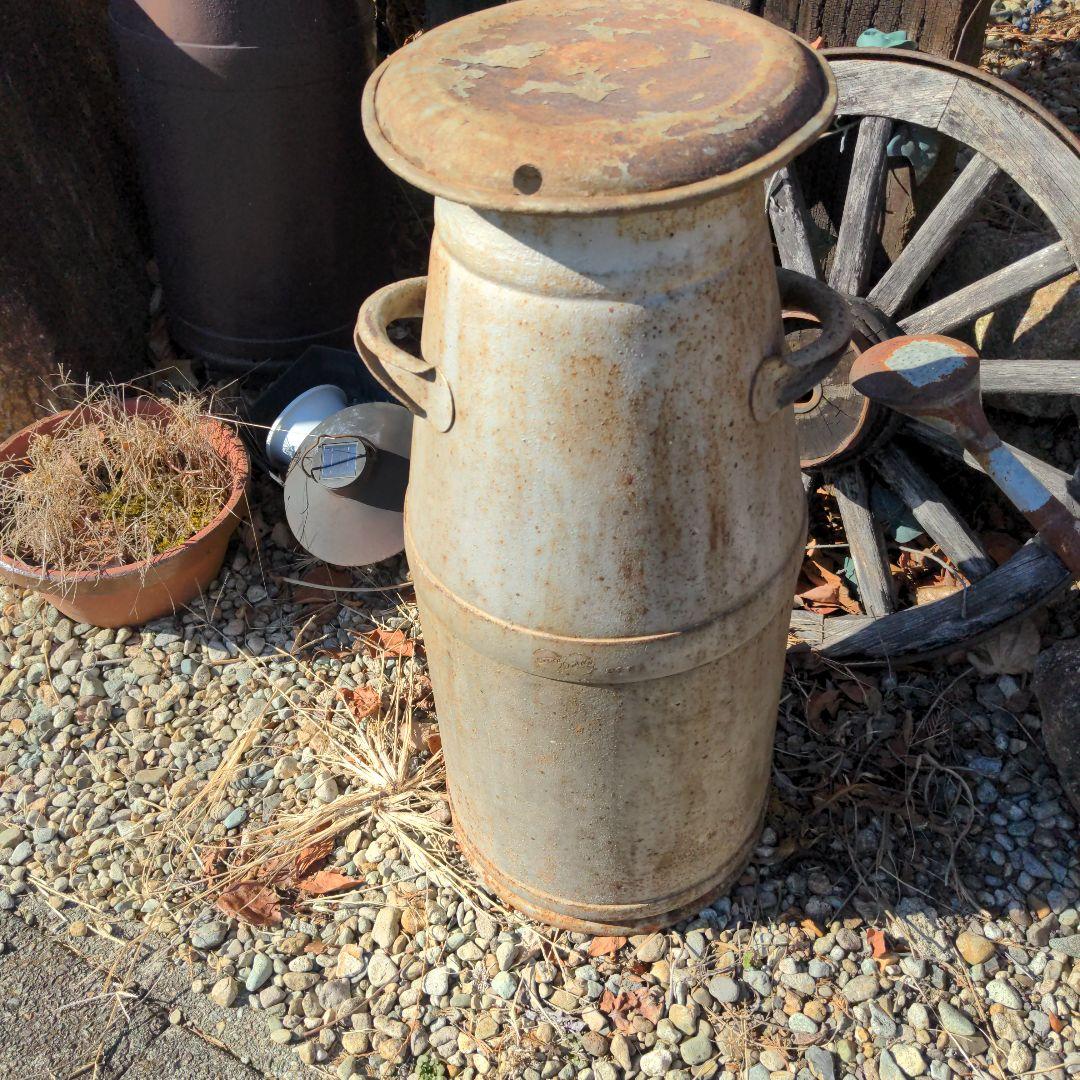 アンティークミルク缶　牛乳缶　アンティーク雑貨　レトロミルク缶