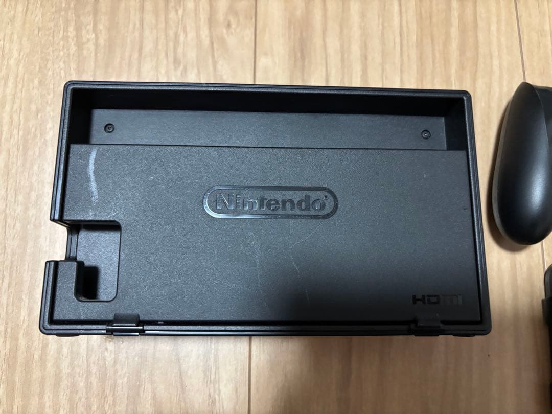 Nintendo Switch 本体 付属品付き　グレー/青