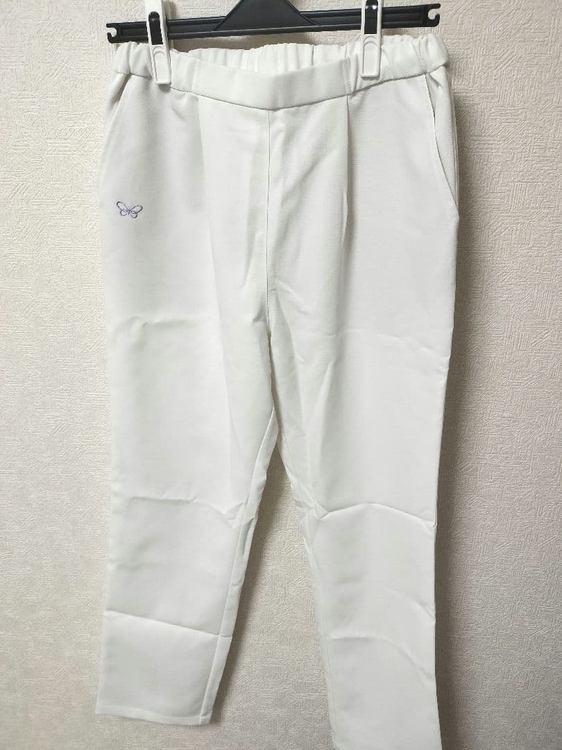 ステラルー　上下セット6999円！未使用　ハナエモリ　ナース服