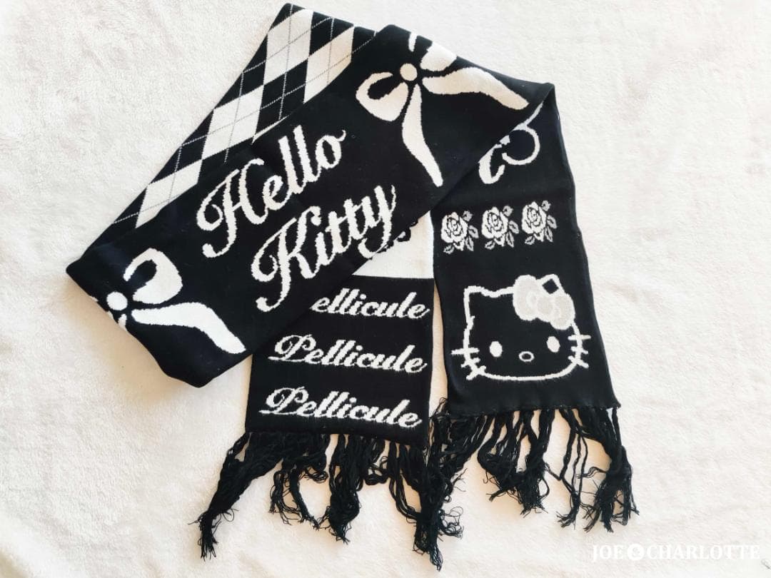 PELLICULE HELLOKITTY hug knit muffler 黒