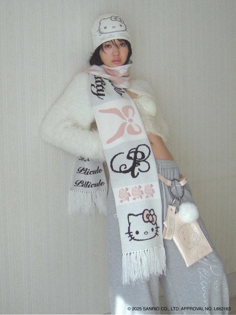 PELLICULE HELLOKITTY hug knit muffler 黒
