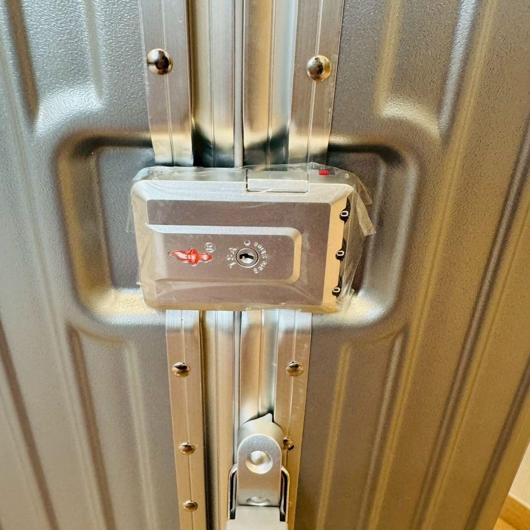 スーツケース シルバーキャリーケース キャリーバッグM 60L TSAロック