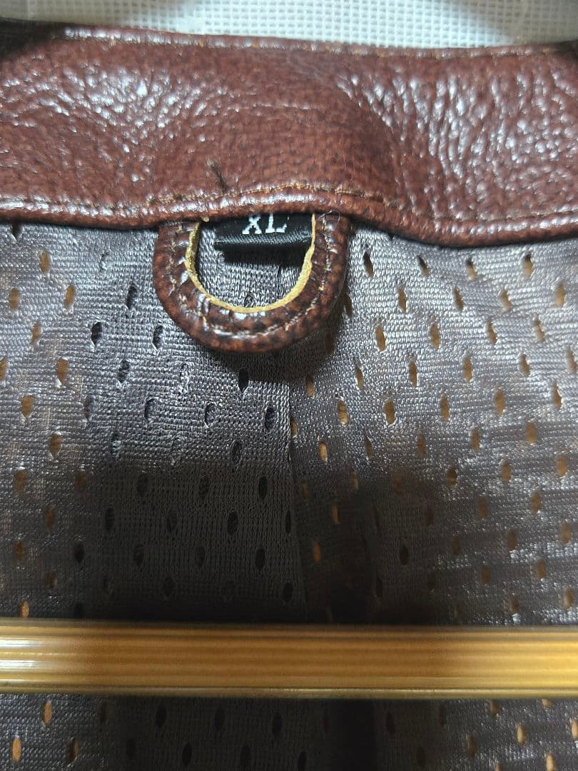さらに値下げ！本革レザーベスト　　XL　美品