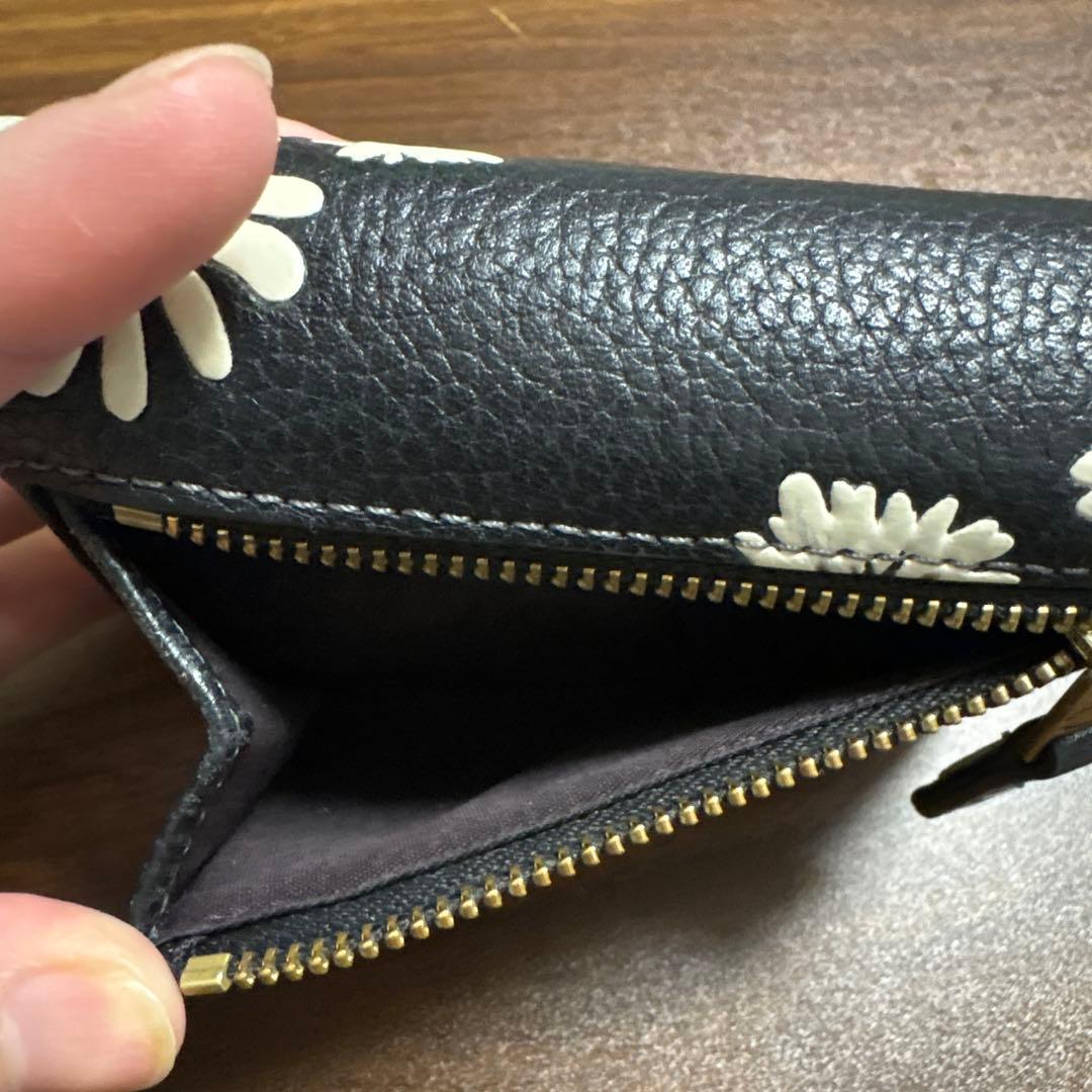 COACH デイジー柄 三つ折り財布