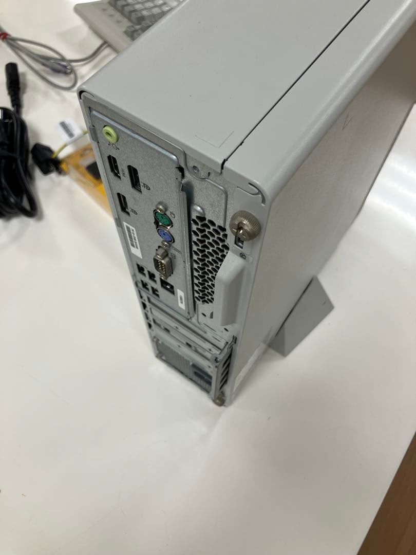 パソコン　デスクトップ