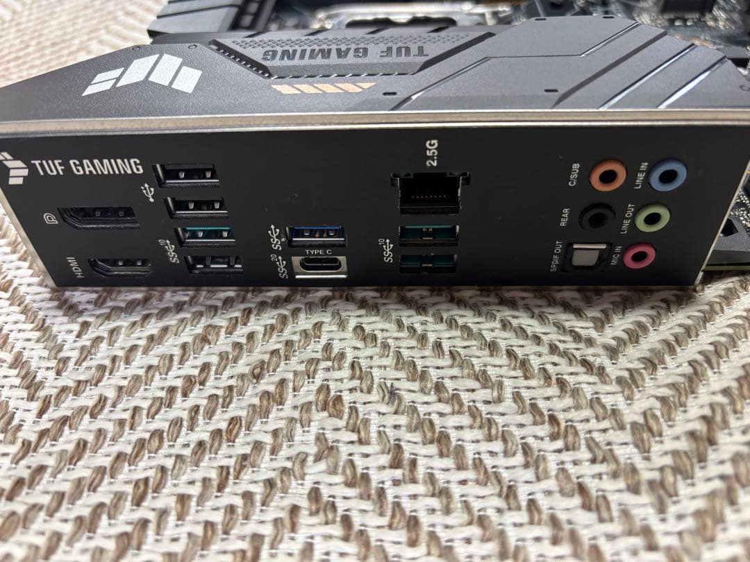 ASUS B660M-PLUS D4 マザーボード