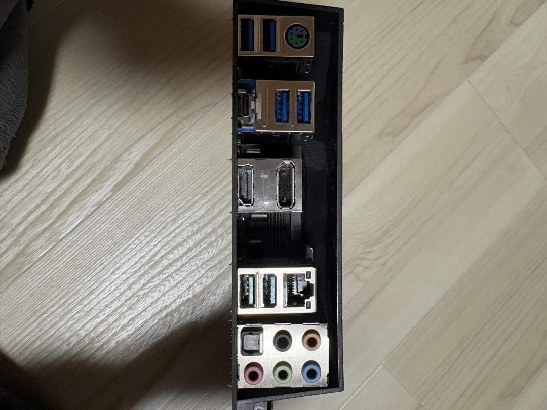 ASUS TUF GAMING X570-PLUS　マザーボード