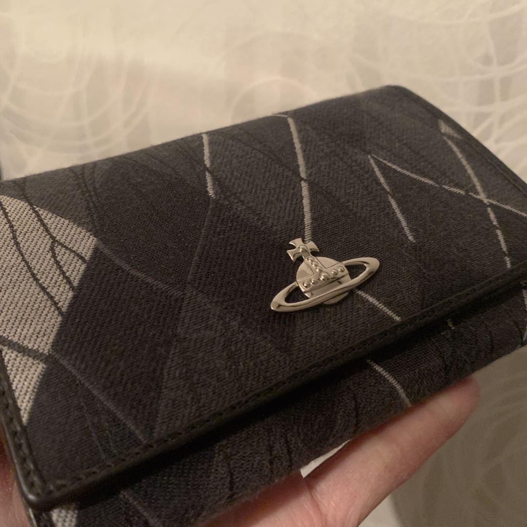 Vivienne Westwoodの折りたたみ財布
