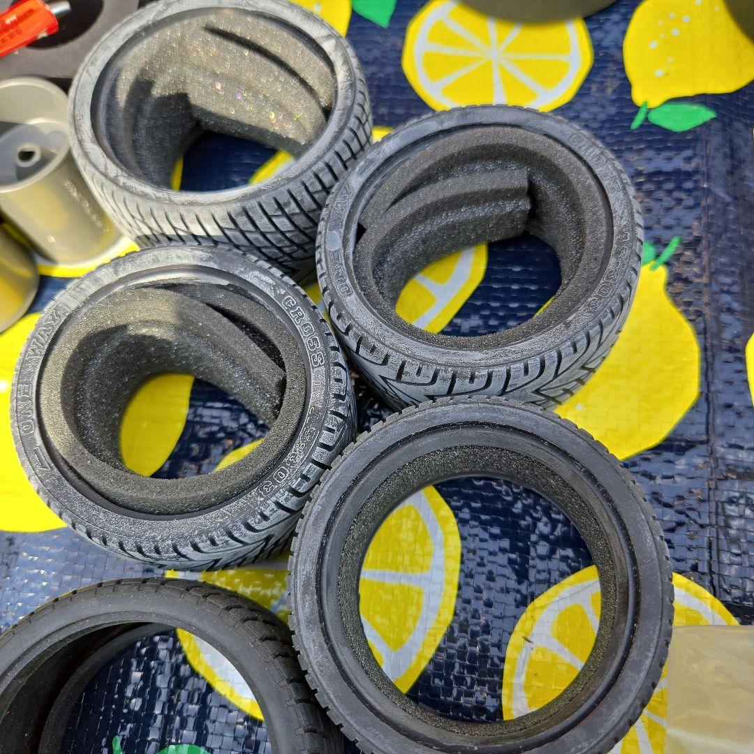 C*y様 KYOSHO タミヤ RCカー用ホイールとタイヤセット