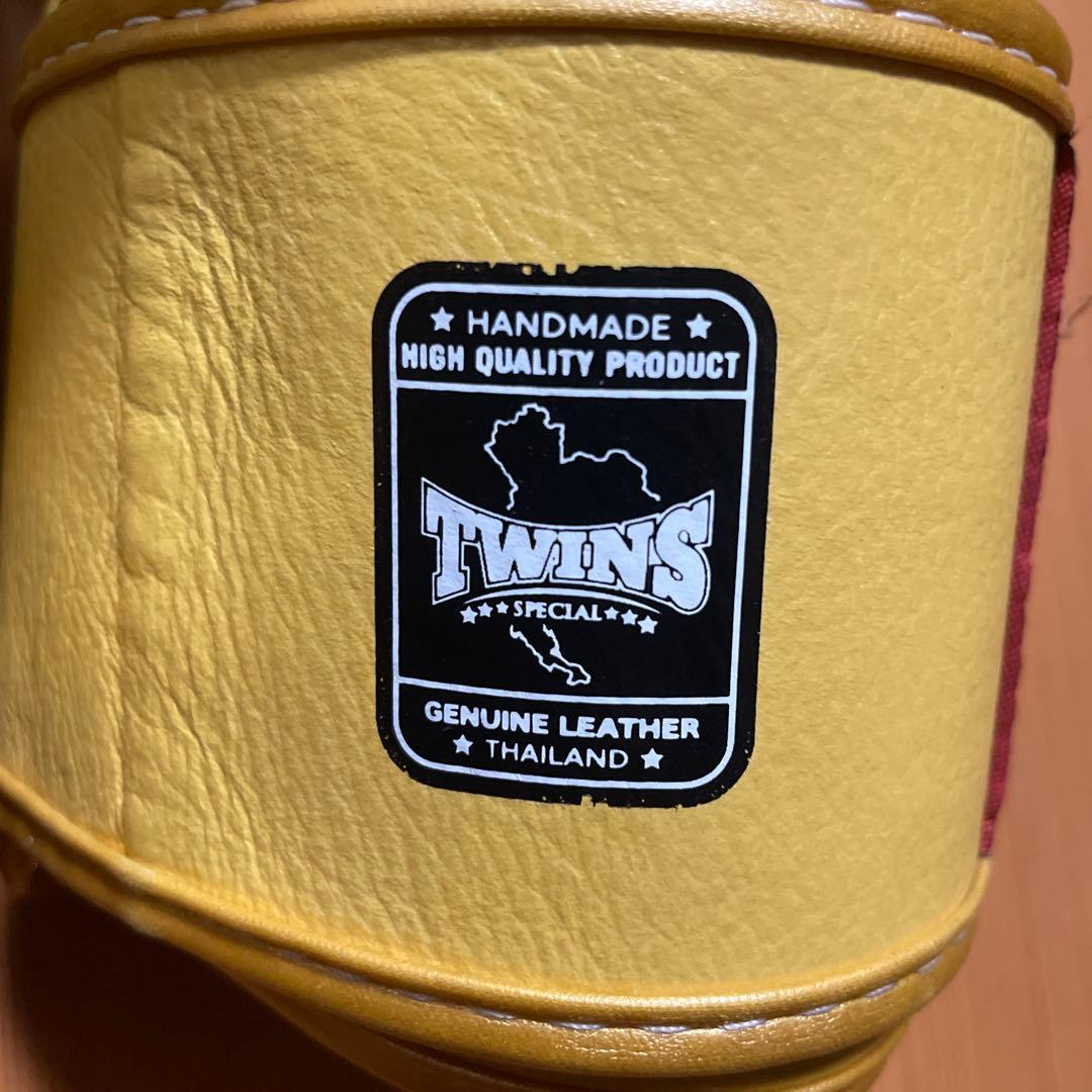 ネ*ク様 TWINS SPECIAL ボクシンググローブ 16 OZ ゴールド