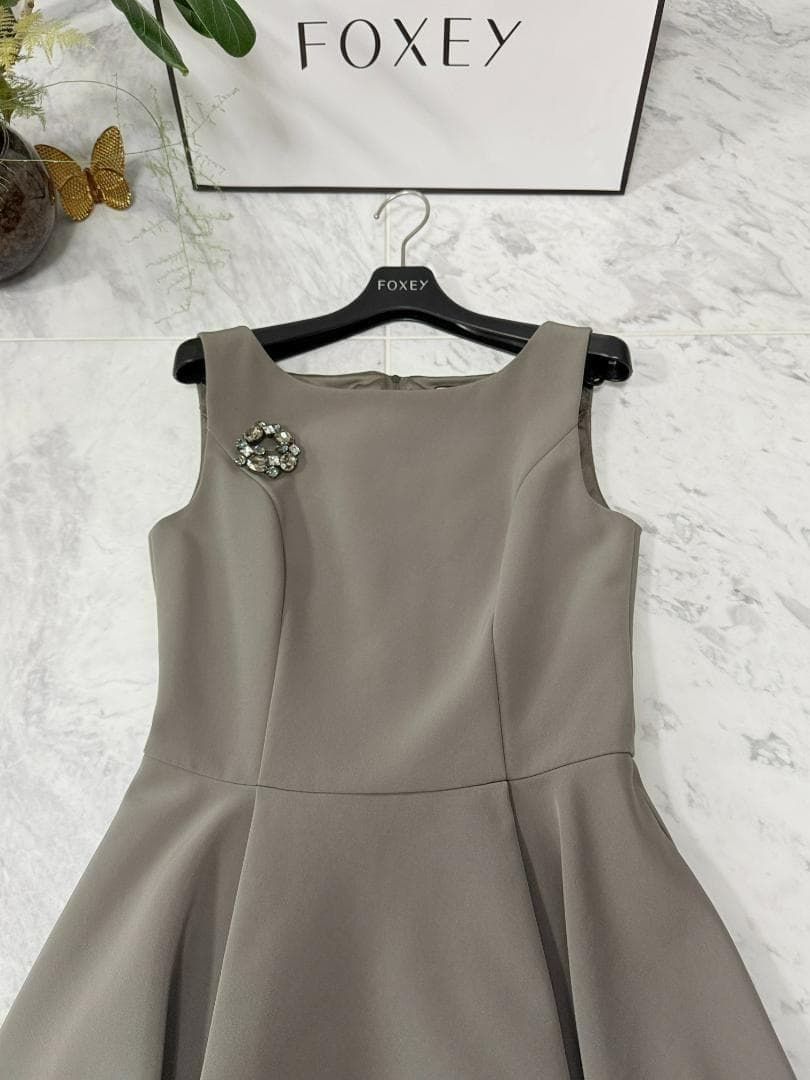 新品同様★'22年増産分★FOXEY/フォクシードレス バロン エスプレッソ38