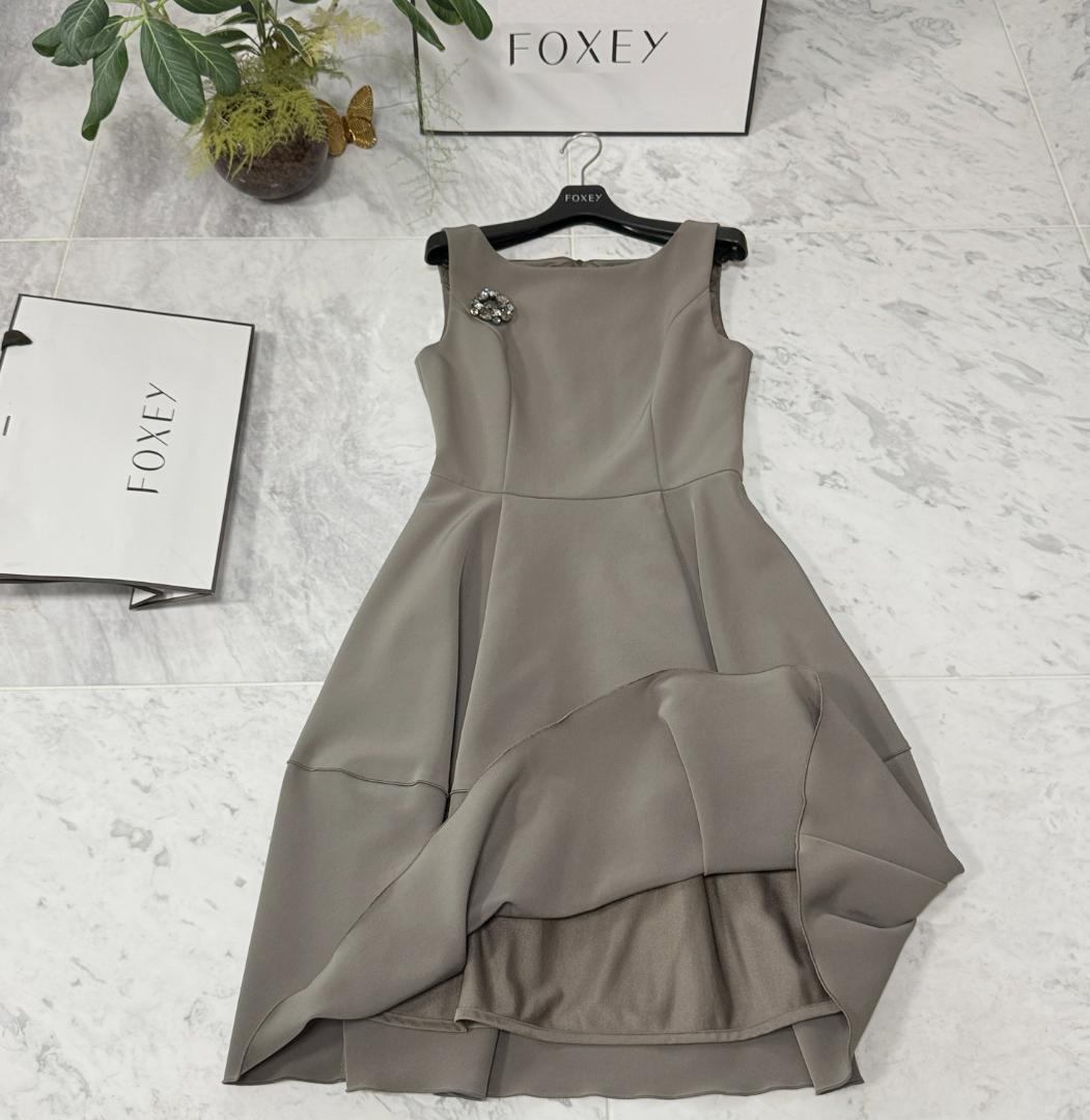 新品同様★'22年増産分★FOXEY/フォクシードレス バロン エスプレッソ38