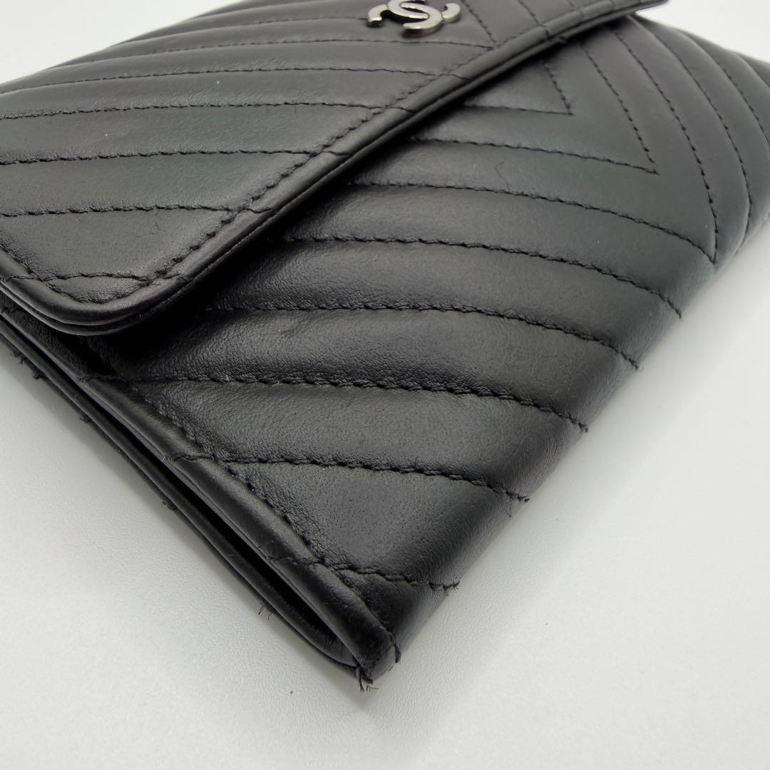 CHANEL シャネル 財布 シェブロン Vステッチ ココマーク フラップ