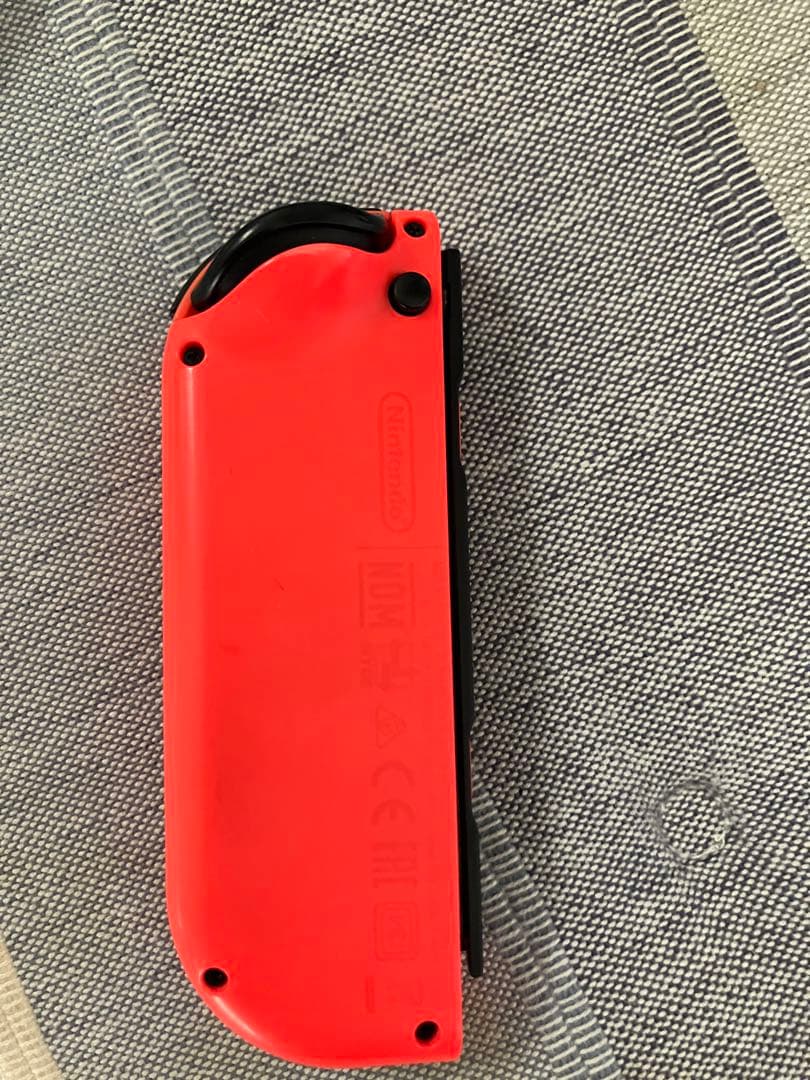 【ジャンク品】Nintendo Switch 初代モデル・電源は入ります