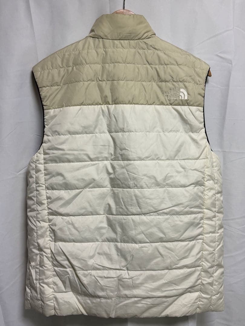 THE NORTH FACE ベージュ 黒　ダウンベスト　リバーシブル