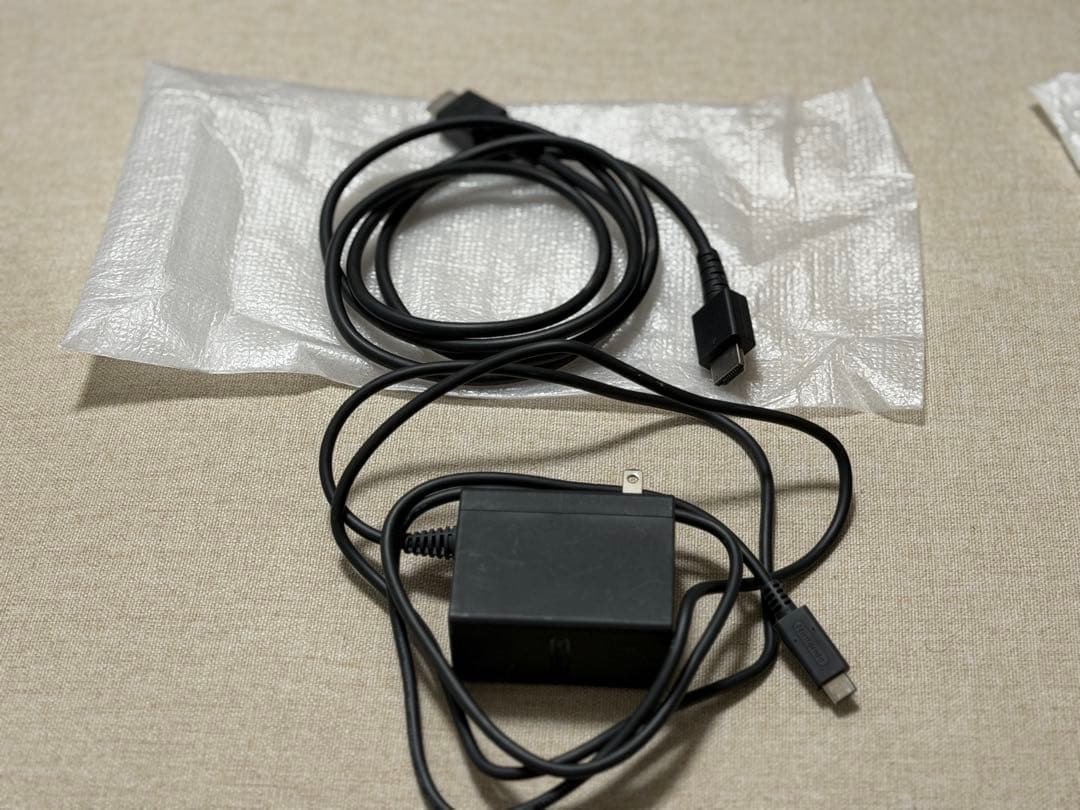 美品)ニンテンドースイッチ 本体Nintendo Switch (箱付)ドック付