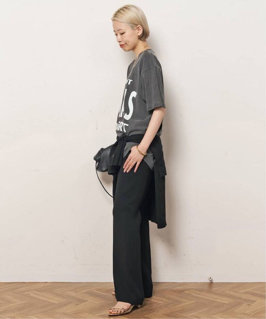 【STUDIO WEAREALLANIMALS】This Is Not Tsh