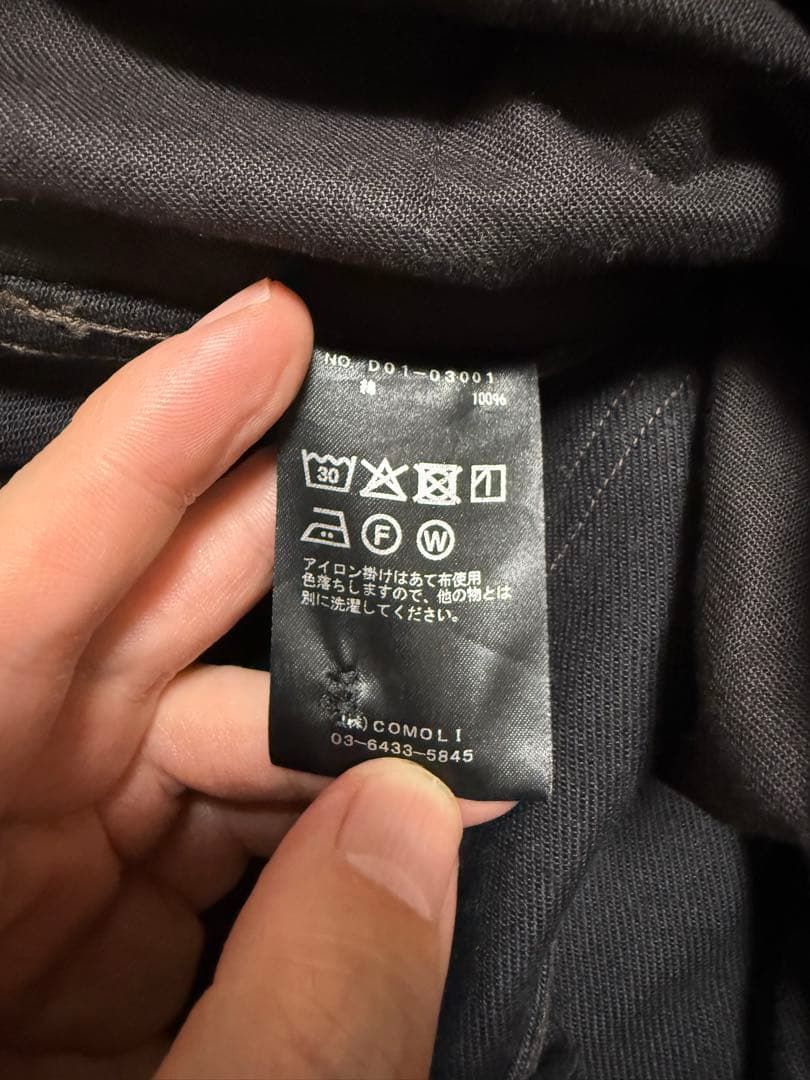 comoli 26ss ブラック　ベルテッドパンツ　サイズ３　美品