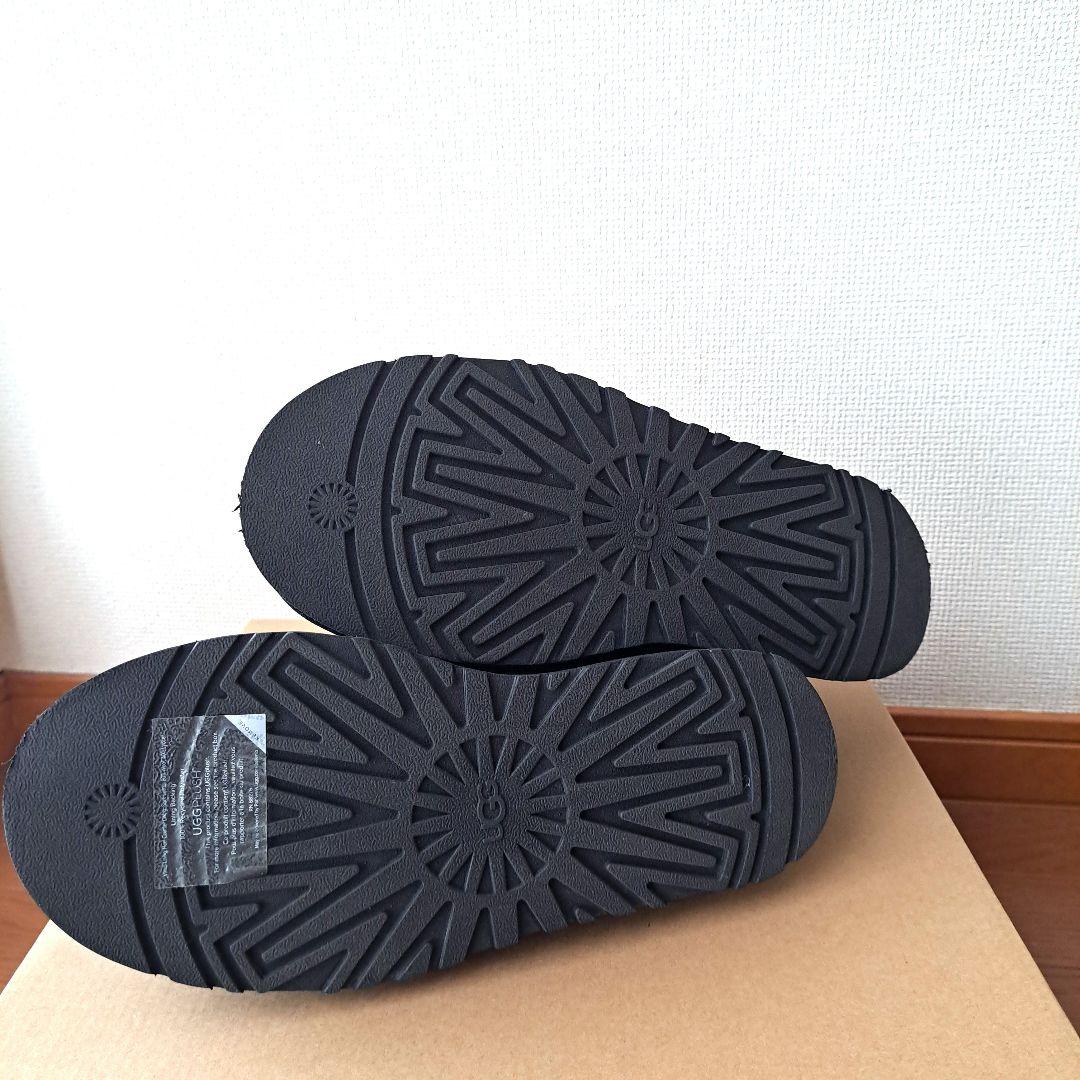 UGG　厚底ムートンブーツ