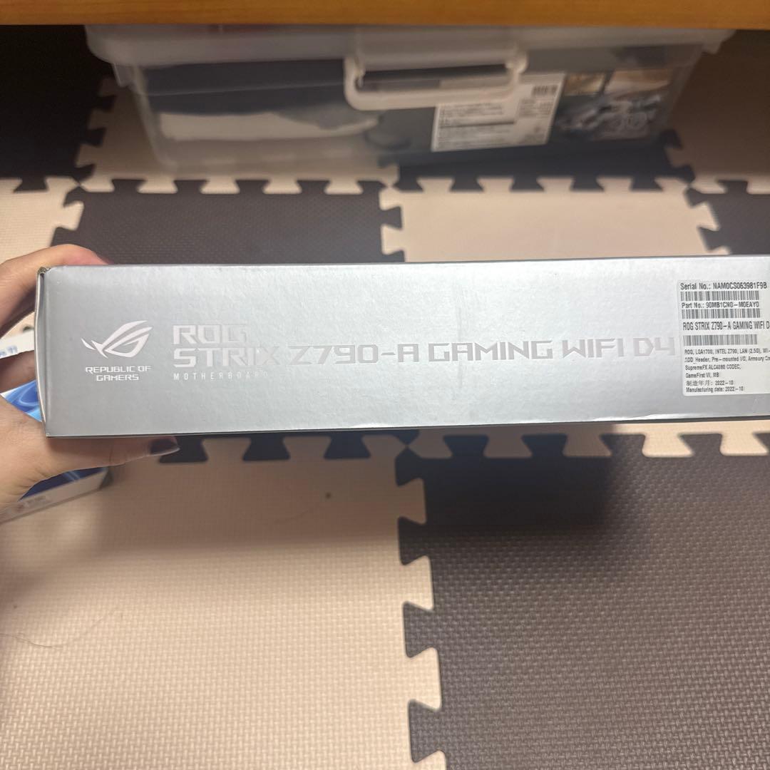 新品 ASUS ROG STRIX Z790-A GAMING WIFI D4