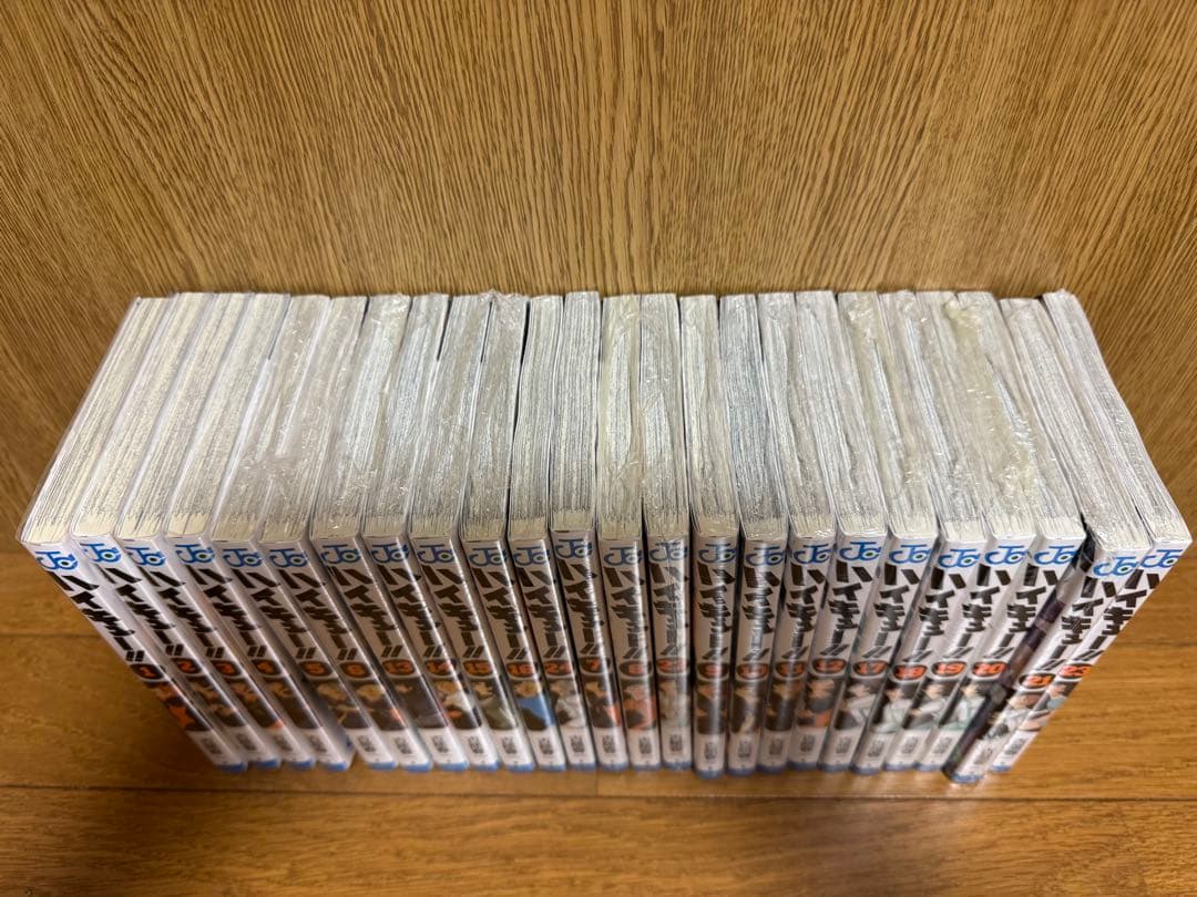 ハイキュー!! 1-24巻、約束のネバーランド全巻