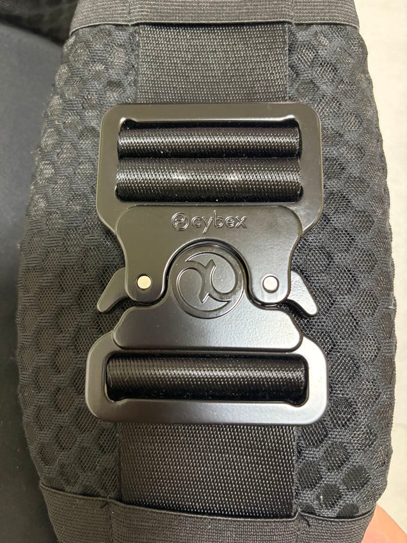 サイベックスコアキャリア　cybex 抱っこ紐　ブラック