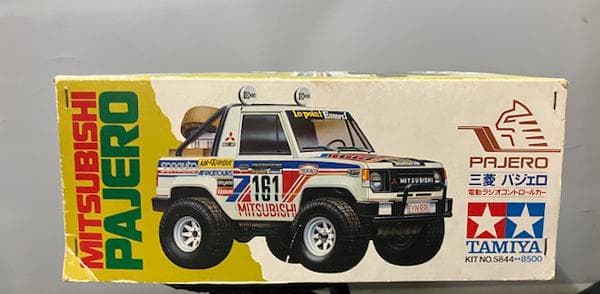 【タミヤ】三菱パジェロ 1/10　電動RCオフロードカー 　未組見立て品