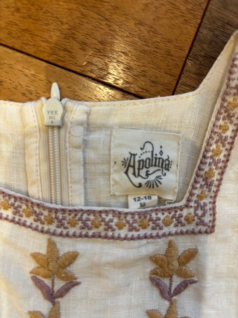 Apolina 刺繍ワンピース 12-18m