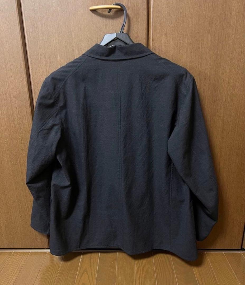 は*ほ様 美品　comoli 3b ウールジャケット　24ss サイズ2 チャコ