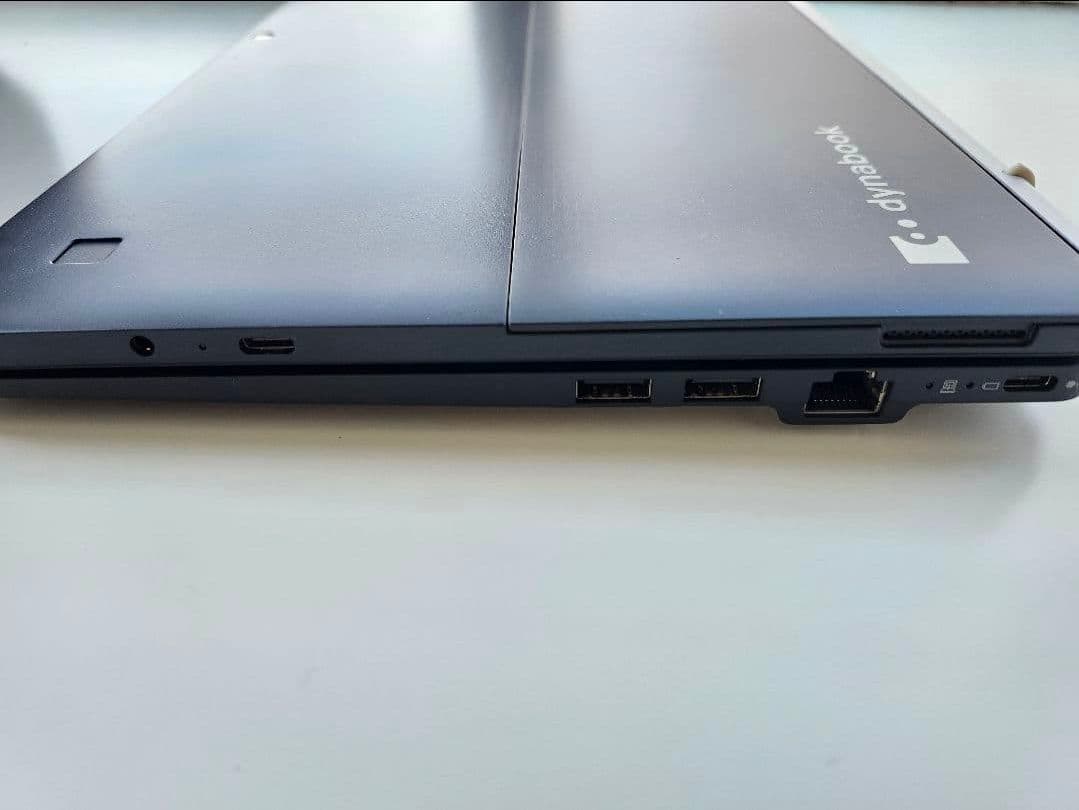 Dynabook タブレットPC D83 USキーボード 4Kモバイルモニタ付