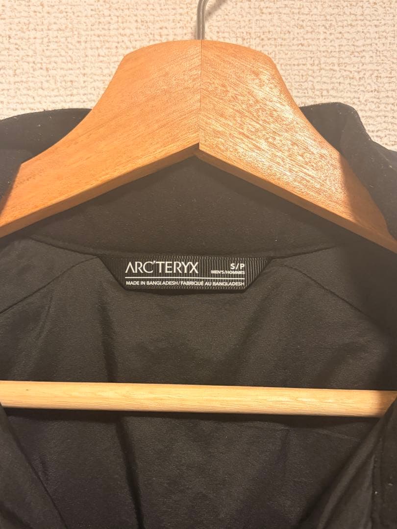 ARC'TERYX ATOM VEST M ブラック S/P