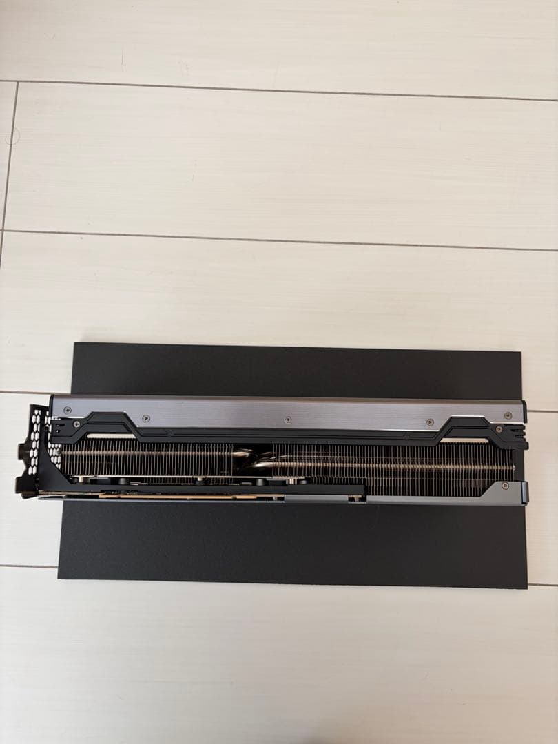 Pilot GeForce RTX™ 4070 Ti SUPER