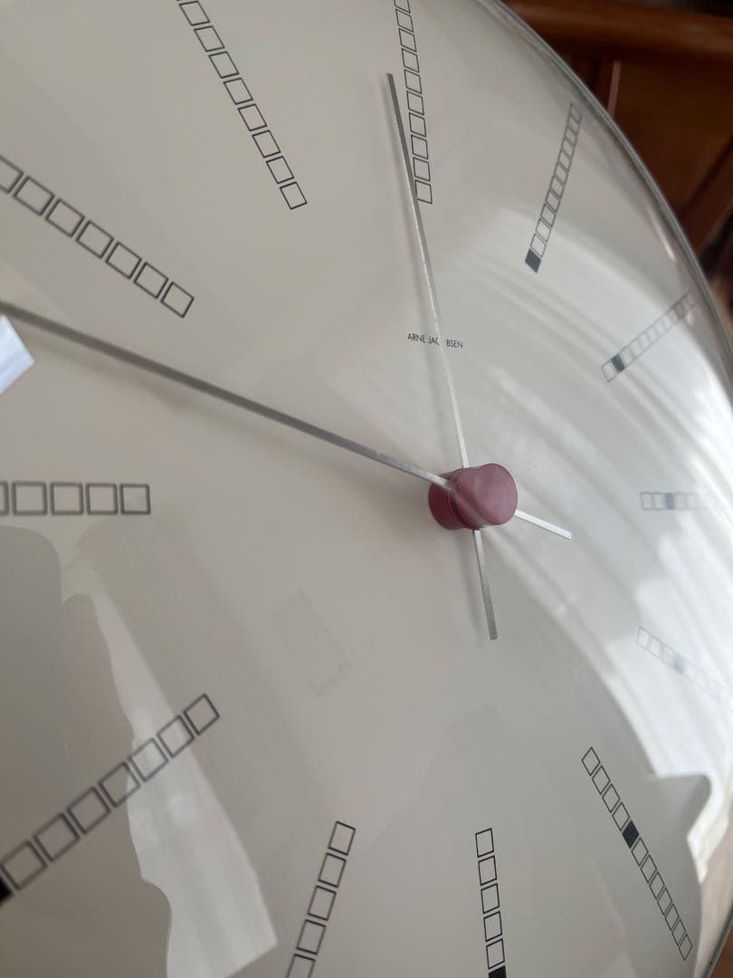 ARNE JACOBSEN 掛時計 BANKERS 29cmJUNGHANS