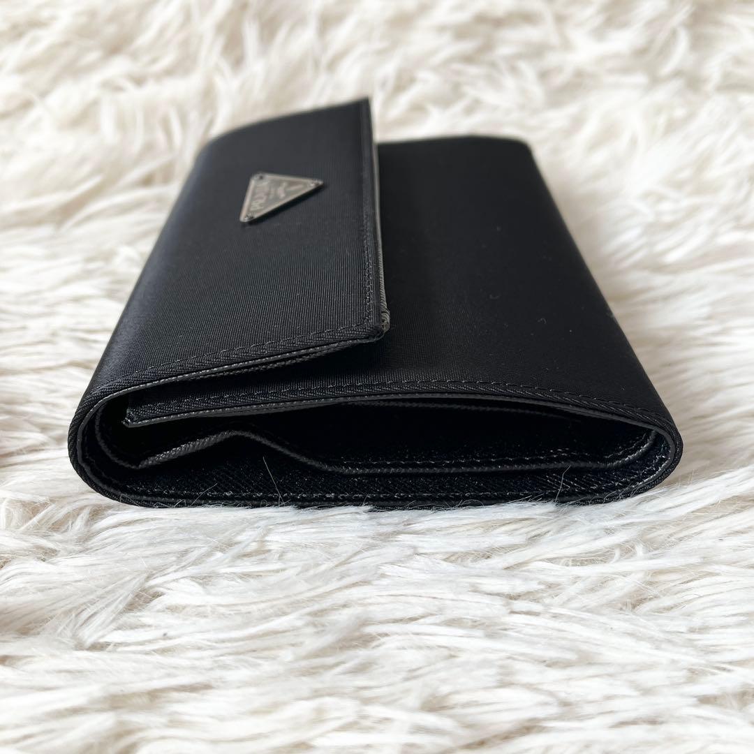 新品未使用✨プラダ　三つ折り財布　M510 ナイロン　サフィアーノ　三角ロゴ