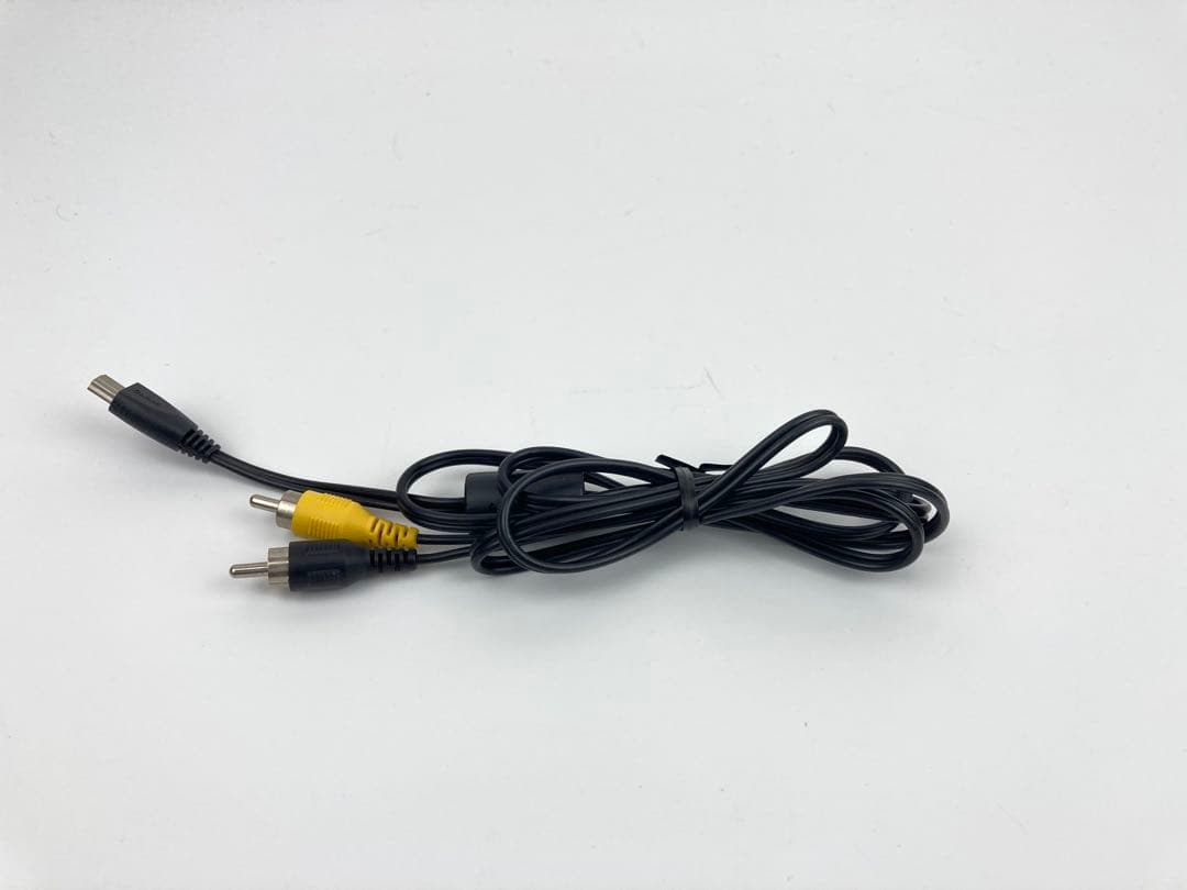 極美品　Panasonic HC-V550M-R ビデオカメラ 32GBレッド
