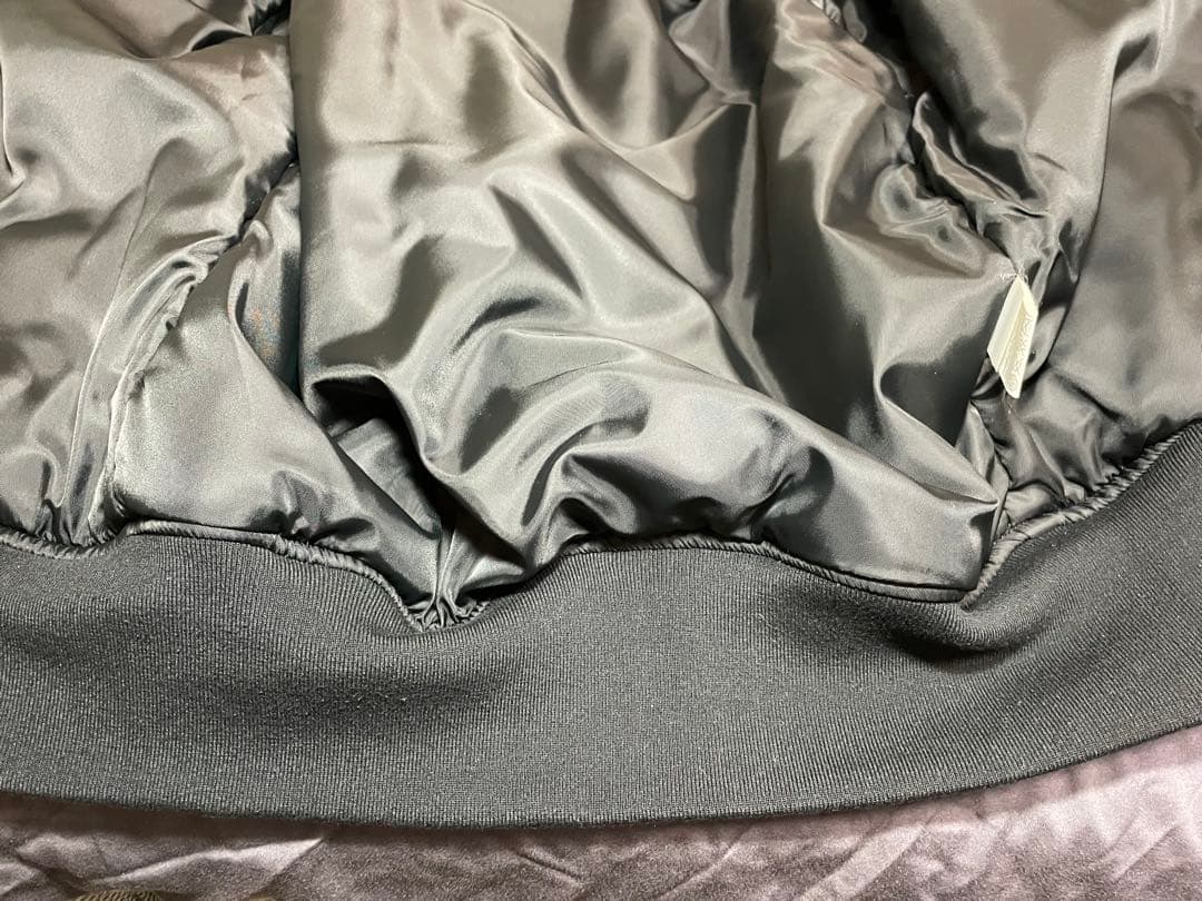 ALPHA INDUSTRIES MA-1 Lサイズ 丈長 細身 ブラック中綿入