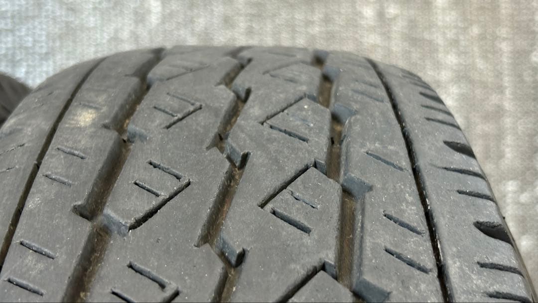 Legend195/80R15 4本 バリ山『102301』ハイエース