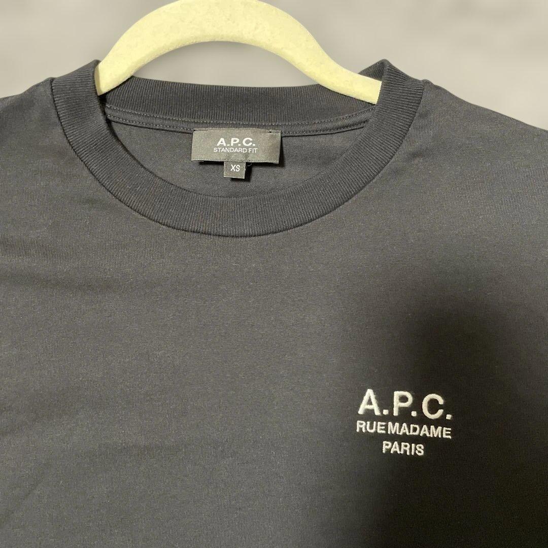 A.P.C. ブラック Tシャツ XS