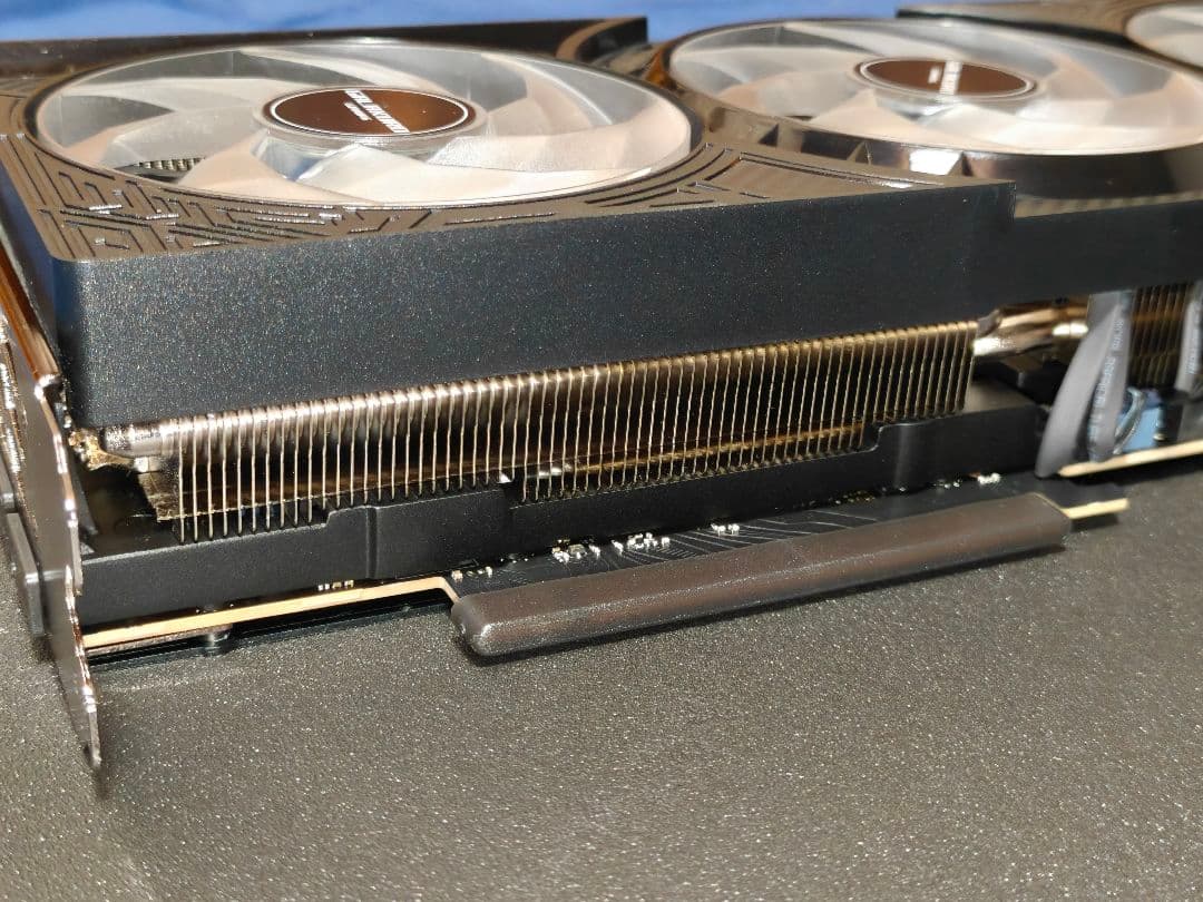 【極美品】玄人志向 GARAKURO GeForce RTX 5070Ti