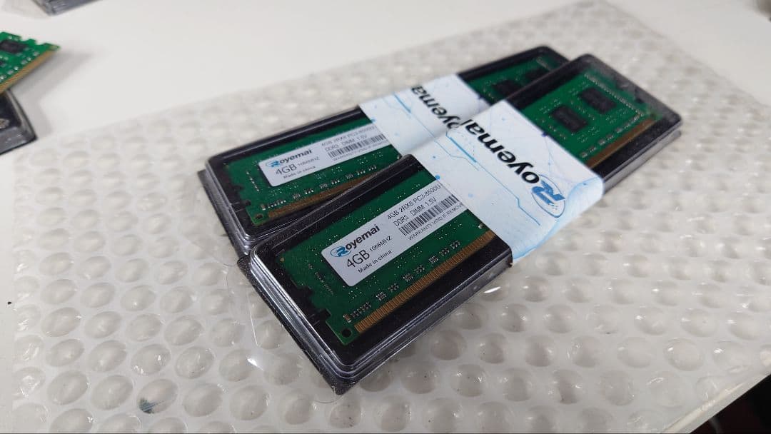 SP 8GB DDR4メモリ×２枚と4GB DDR3×４メモリセット計14枚など