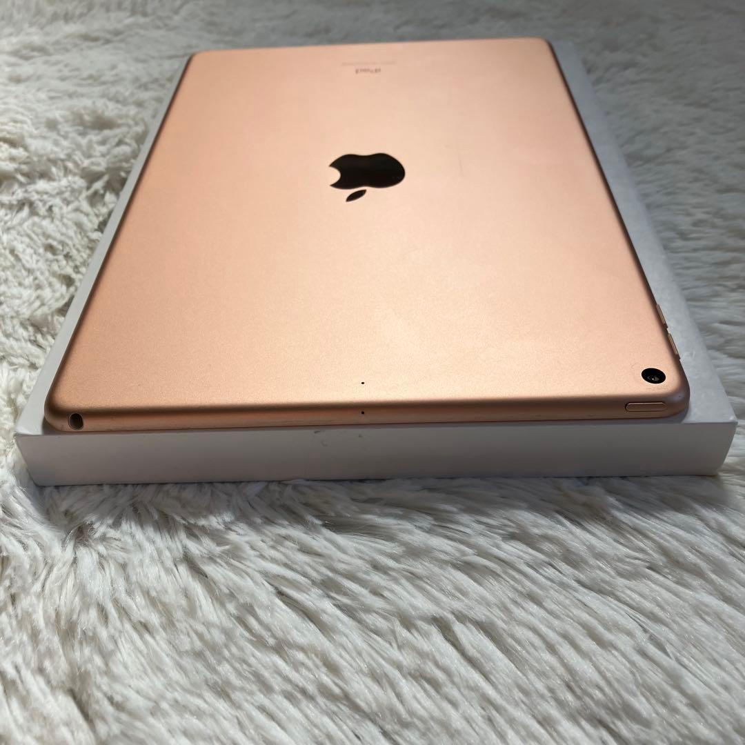 【完動品】iPad Air3 64GB 【すぐ発送】【付属品】
