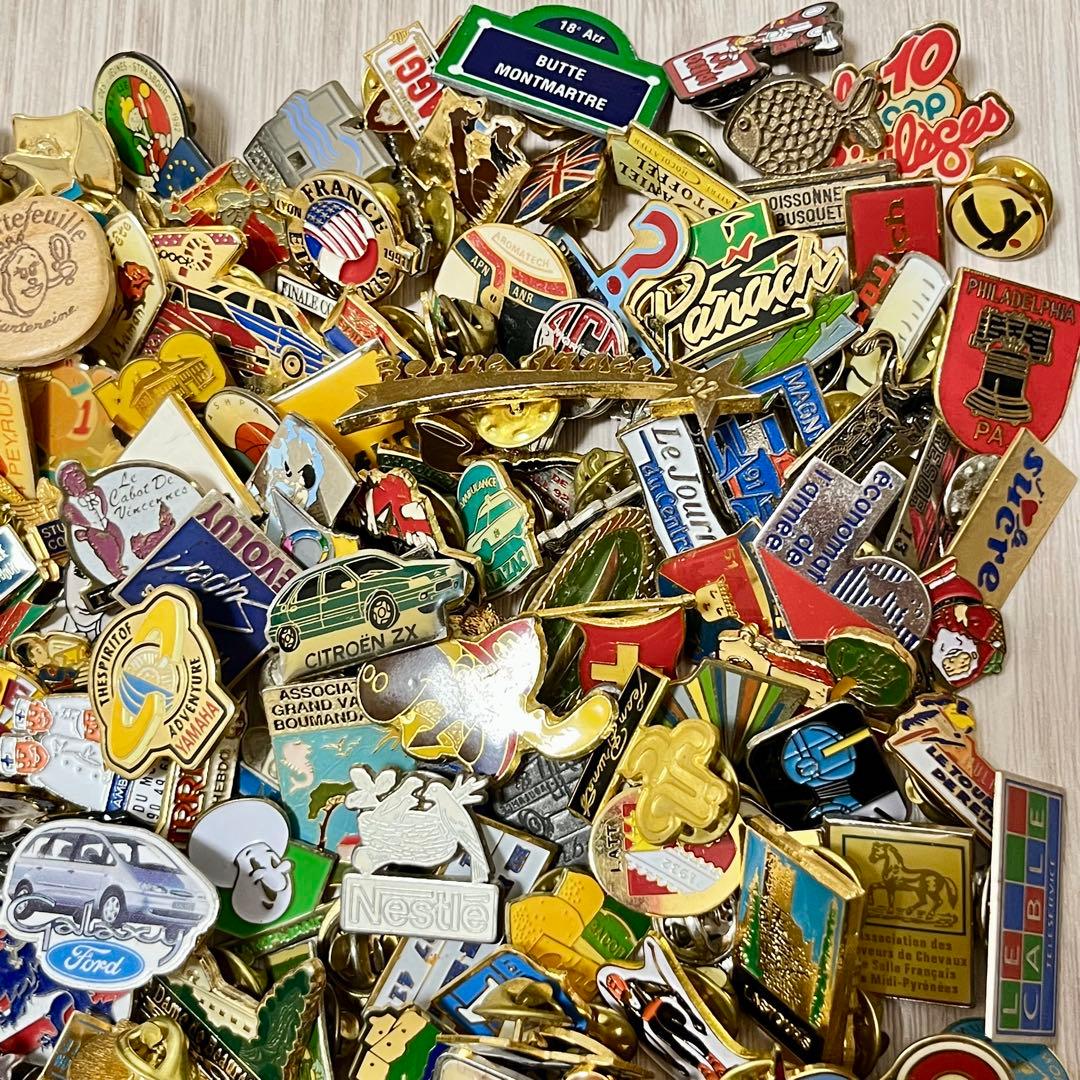 フランス　ピンバッジ　200個セット　まとめ売り　ヴィンテージ ピンズ　8