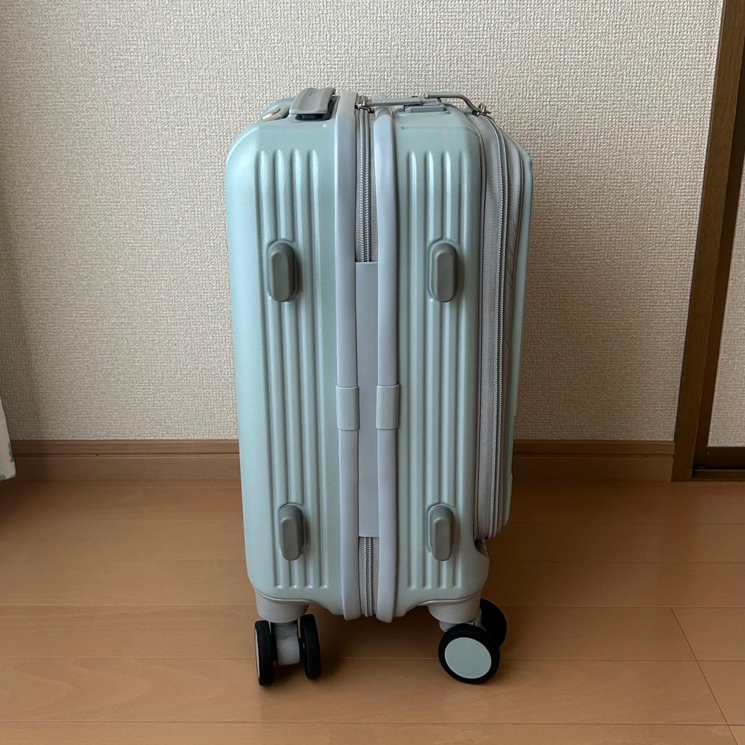イノベータースーツケース inv30 21L ペールブルー 機内持ち込み可