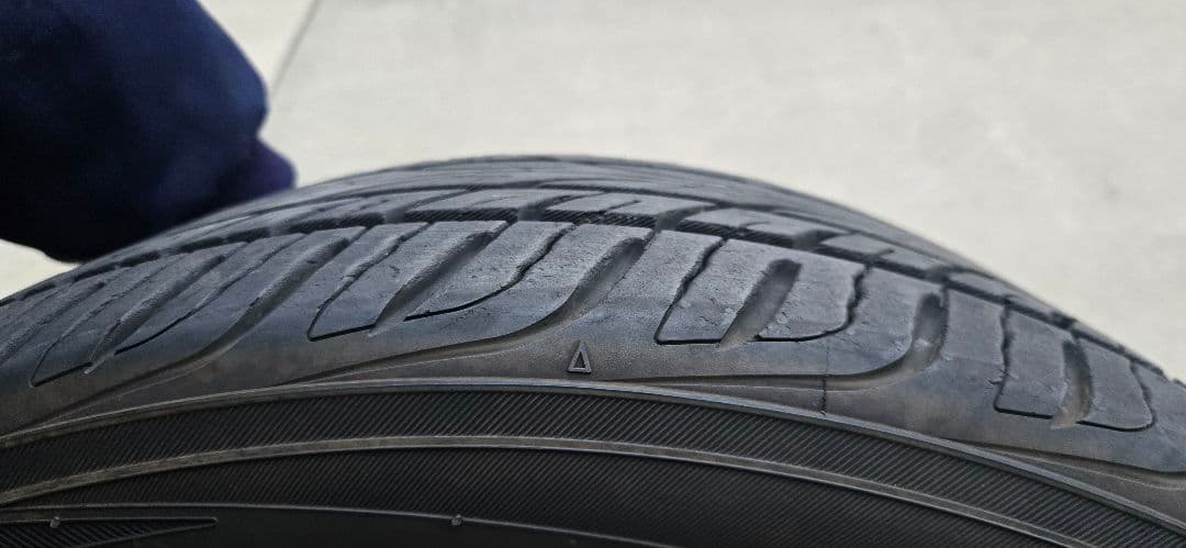 YOKOHAMA245/40/R20 4本セット24年製 バリ山2個口送料込み①