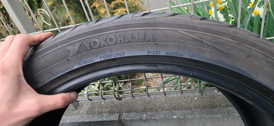 YOKOHAMA245/40/R20 4本セット24年製 バリ山2個口送料込み①