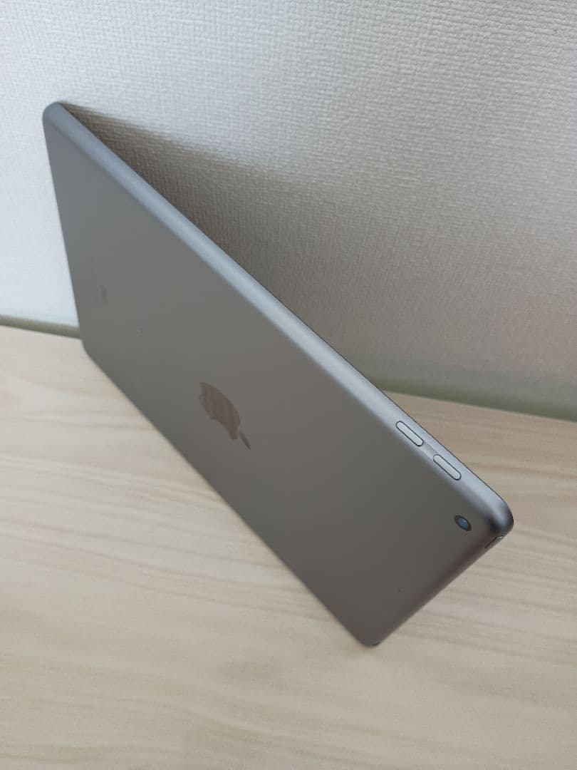Apple iPad (第6世代) スペースグレー