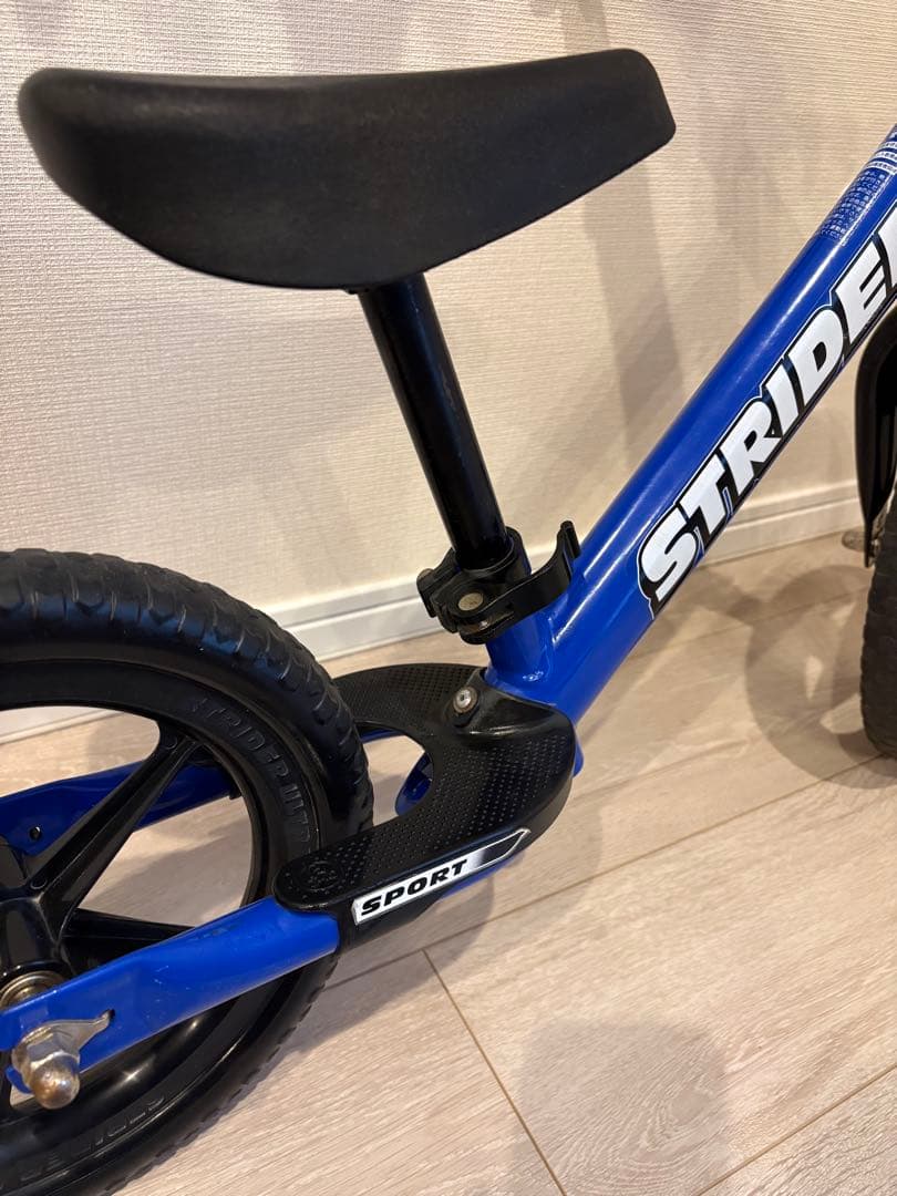STRIDER バランスバイク ブルー　12インチ　ストライダースポーツモデル