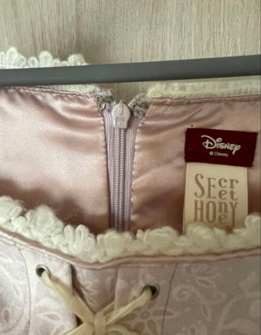 シークレットハニー　ディズニーラプンツェル　ワンピース