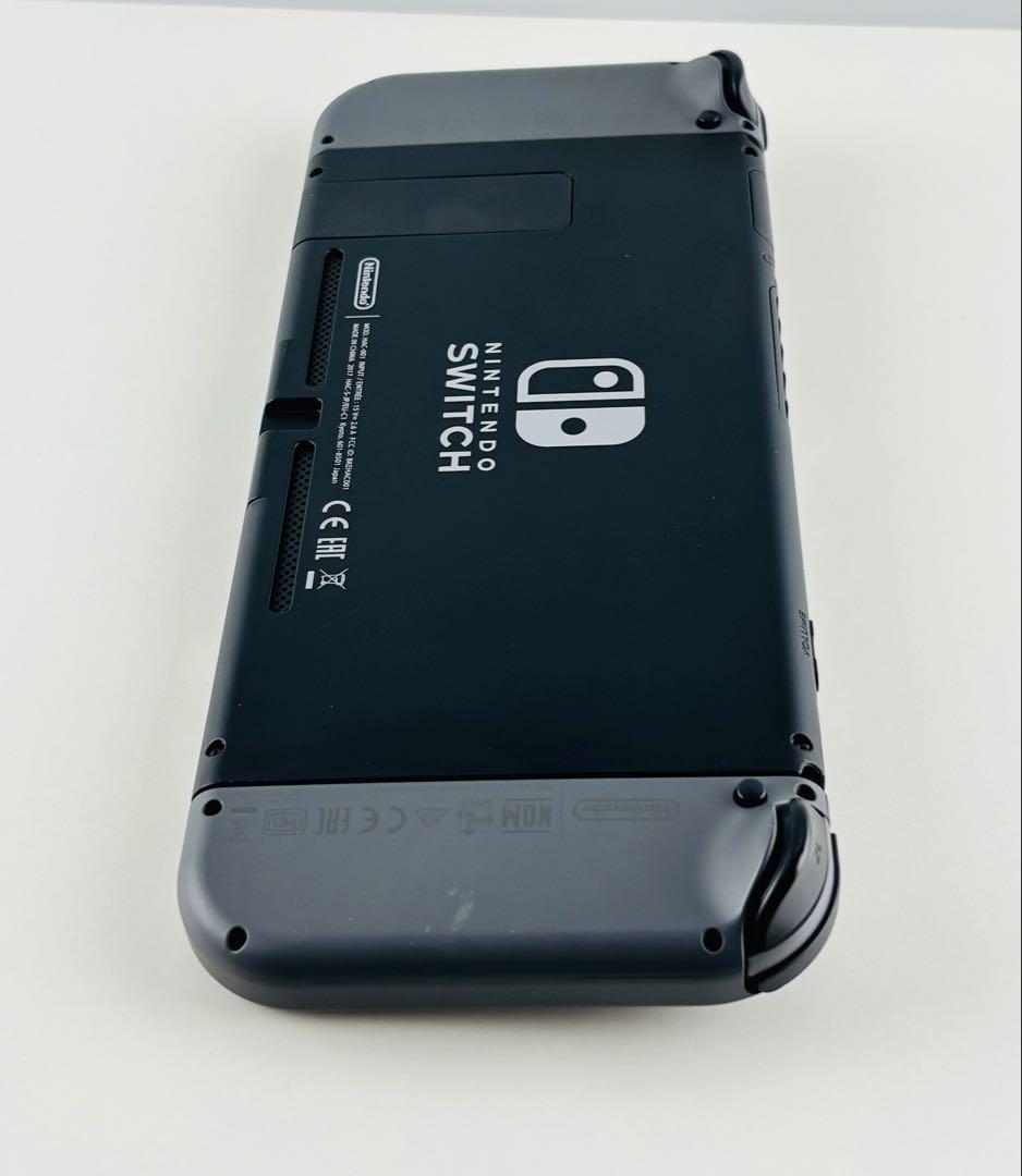 美品 ニンテンドー スイッチ グレー 本体 swich 箱付き 完備品 任天堂