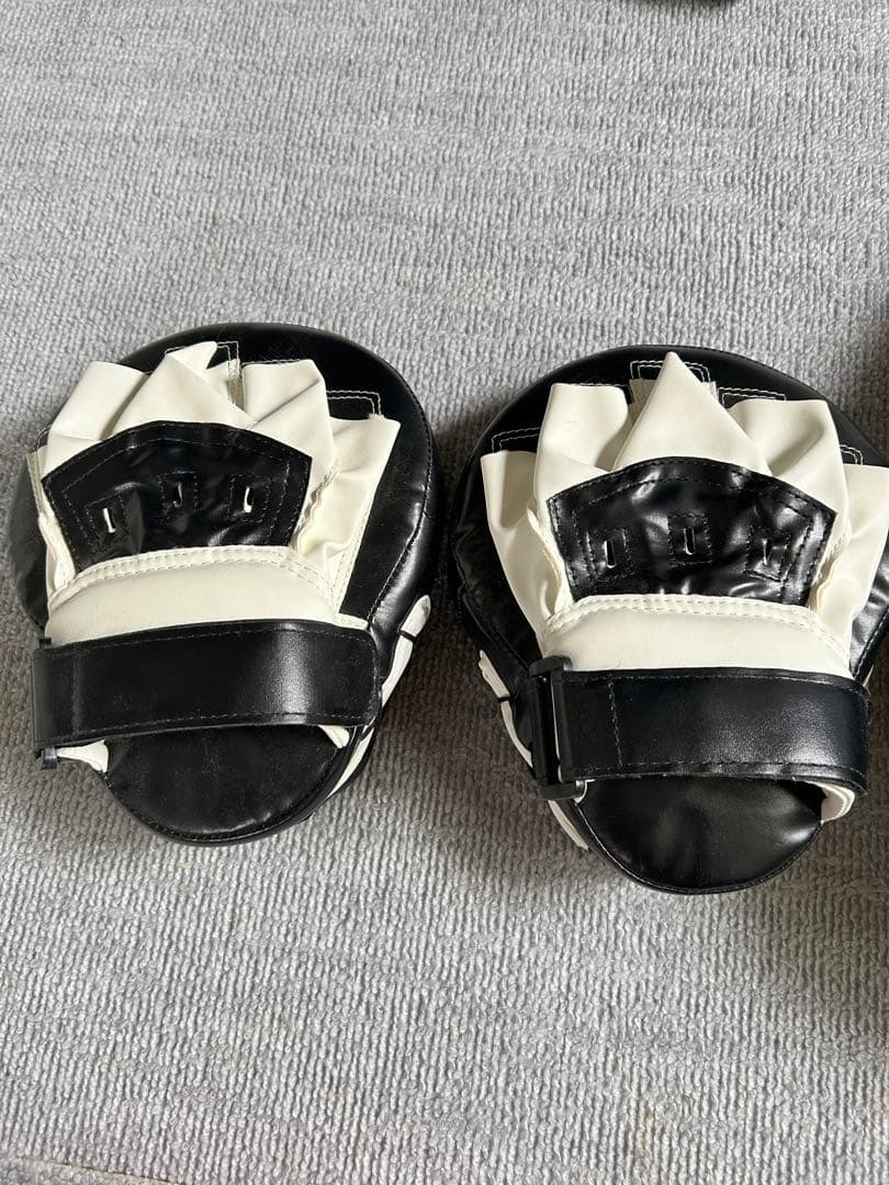 ボクシンググローブ・キックミット4点セット ZHENGTU／RDX／BOVINE